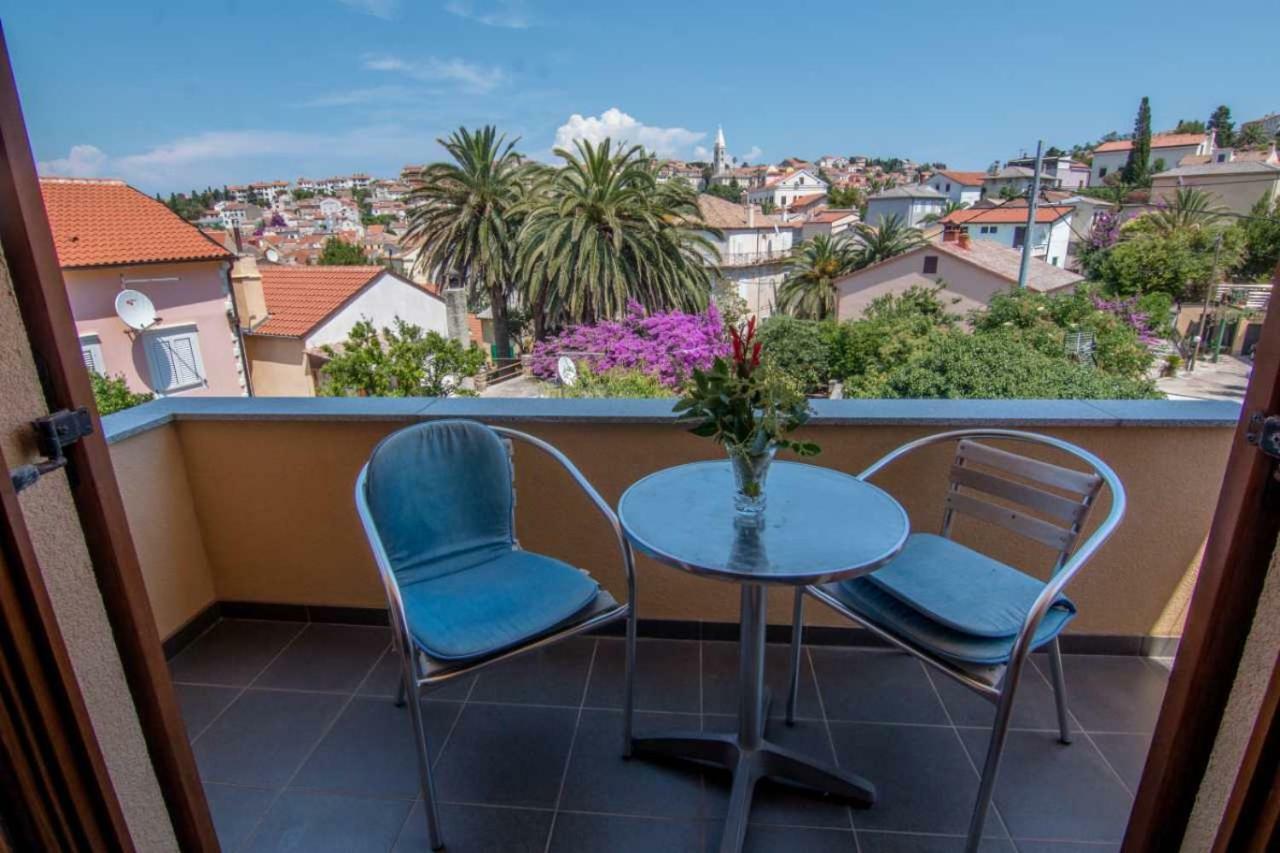 Apartments Villa Forida Mali Lošinj Eksteriør billede