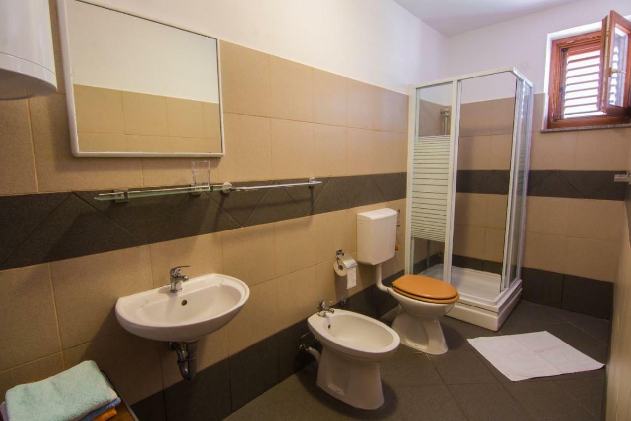 Apartments Villa Forida Mali Lošinj Eksteriør billede