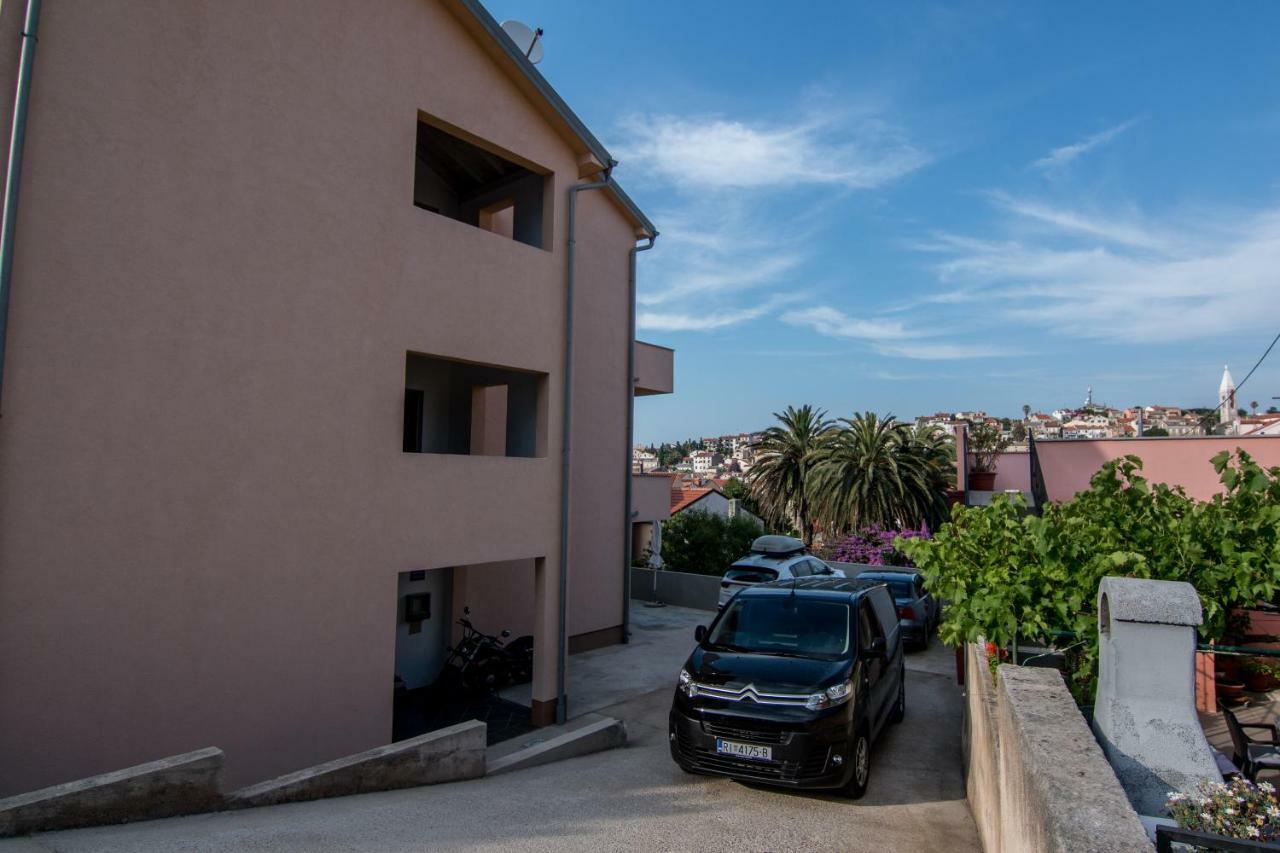 Apartments Villa Forida Mali Lošinj Eksteriør billede