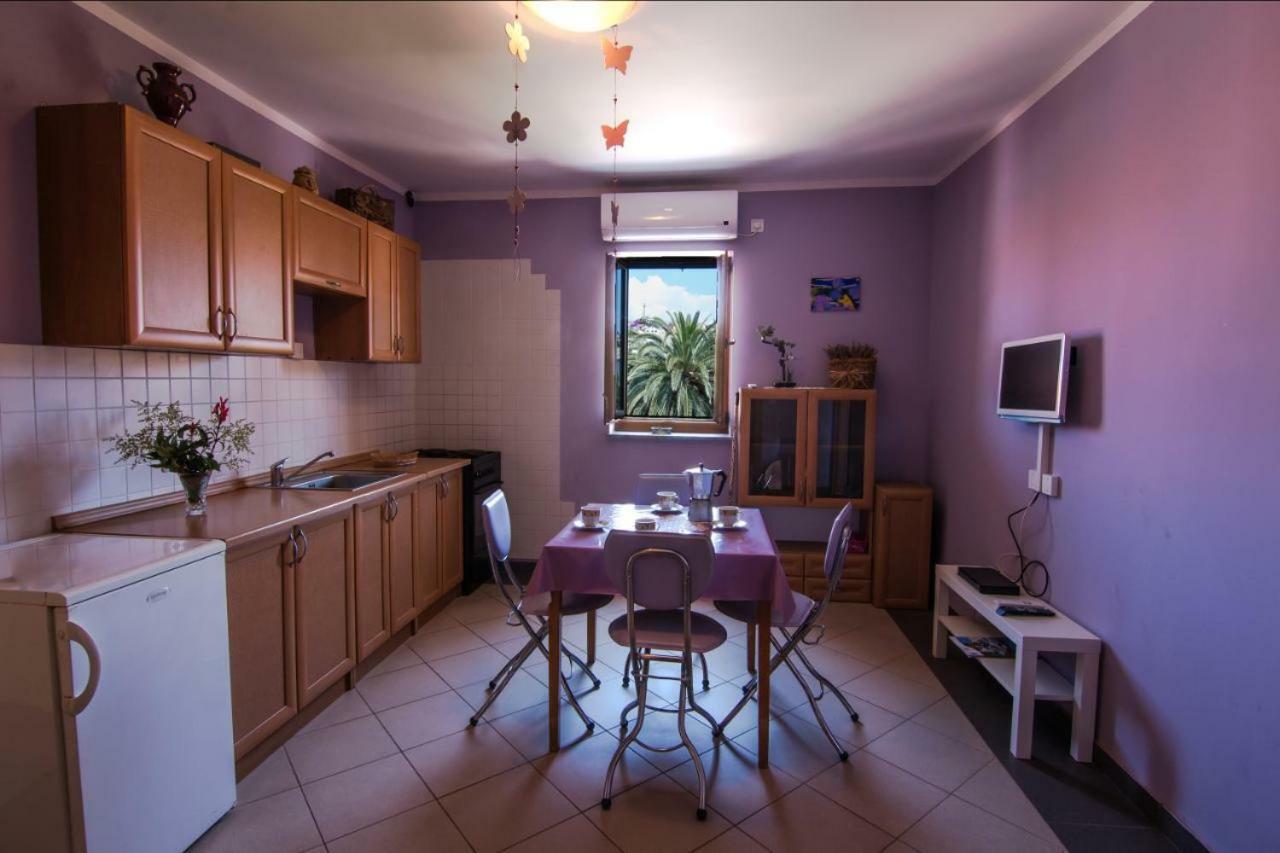 Apartments Villa Forida Mali Lošinj Eksteriør billede